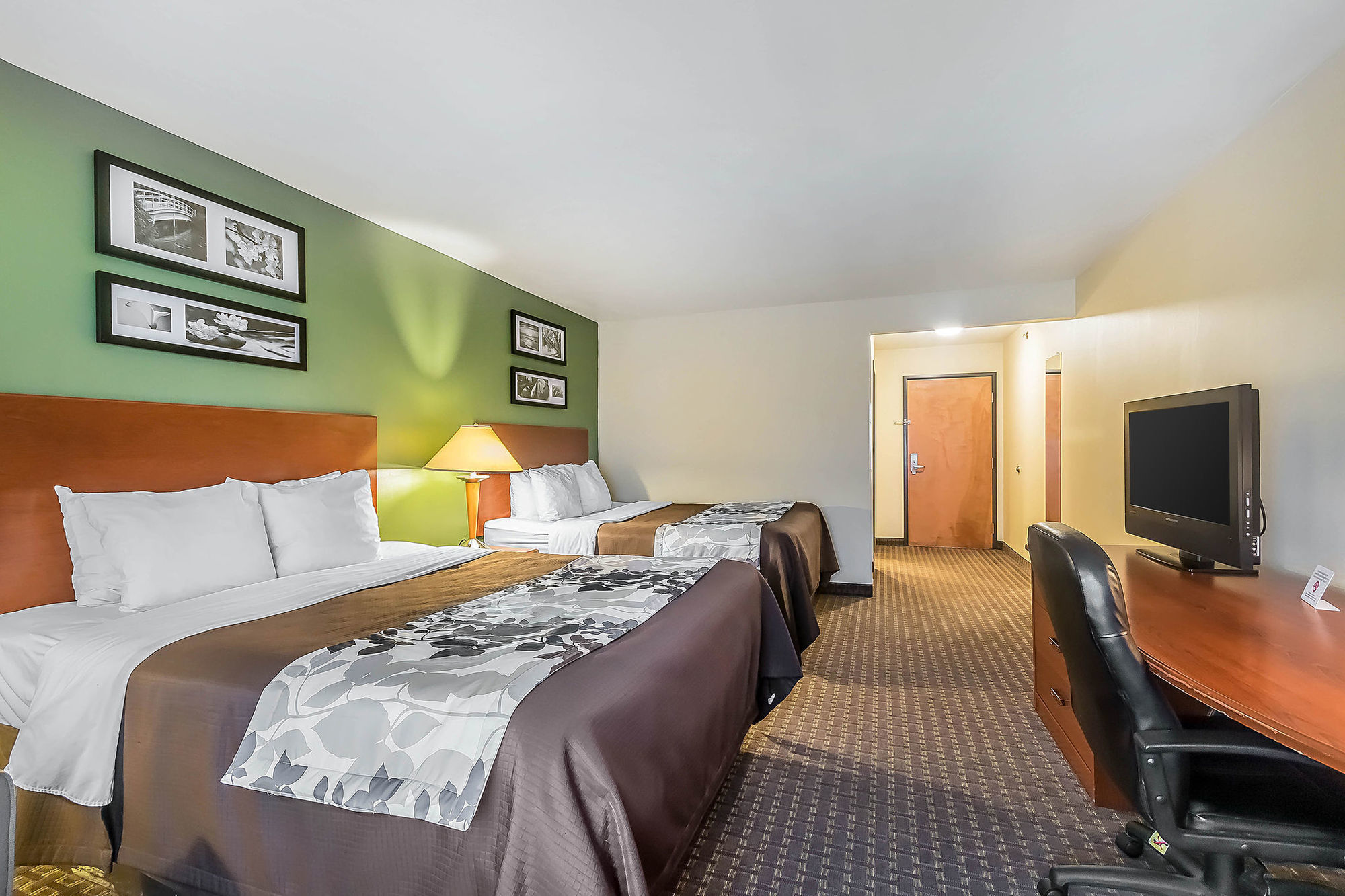 Spark By Hilton Shepherdsville Louisville South Room photo